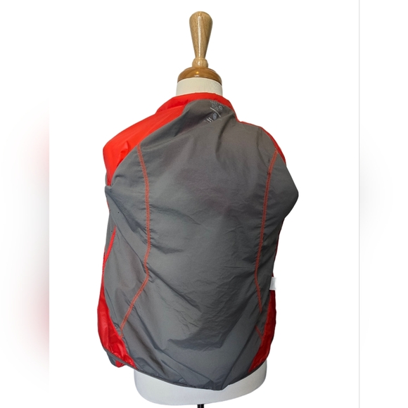 Mountain Hardwear Lightweight Packable Hooded Jacket L Hiking Windbreaker - Picture 8 of 10